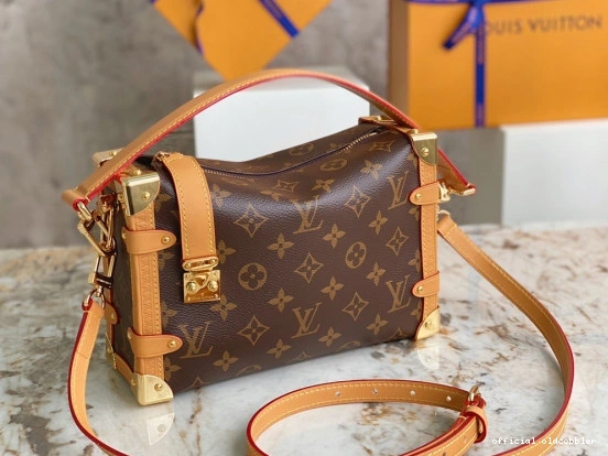 Official oldcobbler TRUNK VUITTON MM SIDE LOUIS 0723